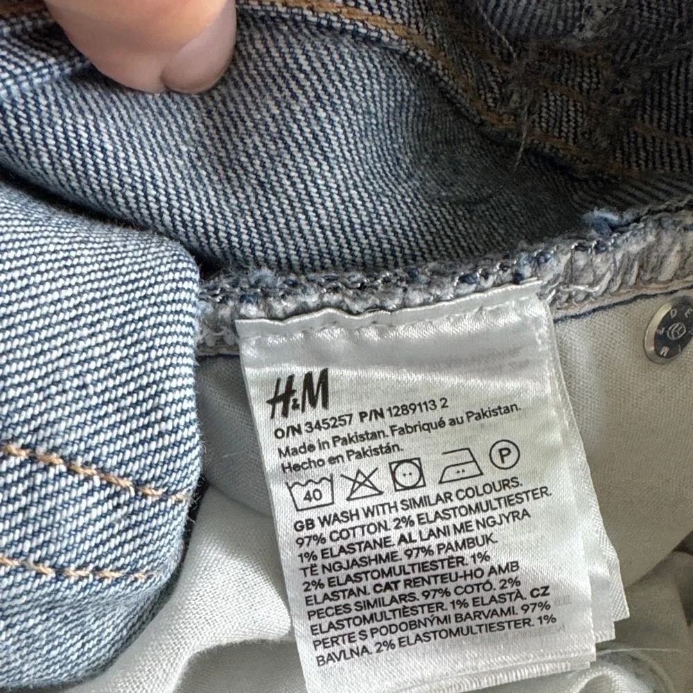 H&M HIGH RISE BOOTCUT - Picture 5 of 5